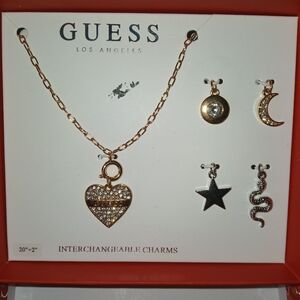 ✨️Chain & 5 Interchangeable Charms GUESS LA Heart, Moon, Snake Etc Gold & Silver